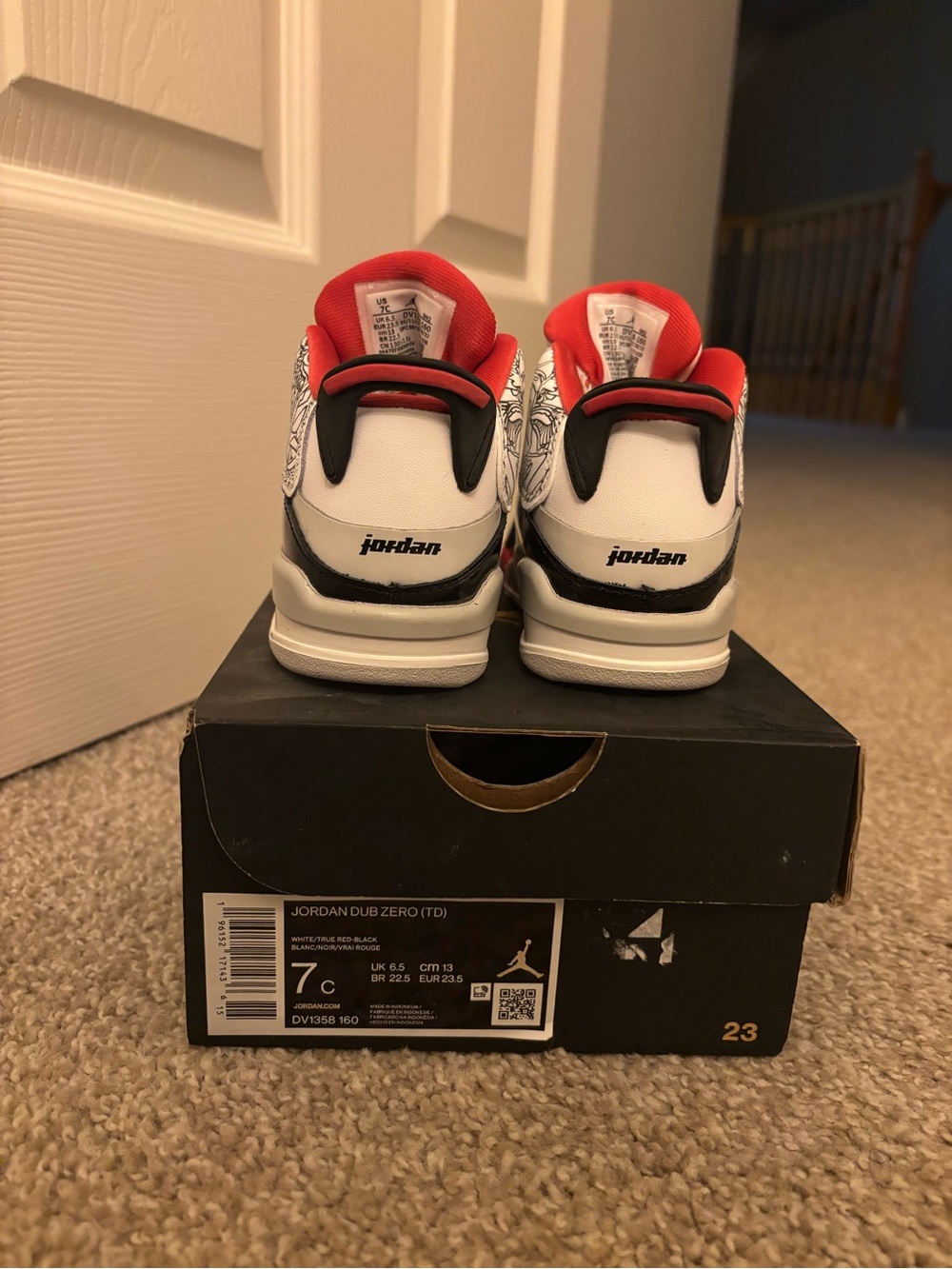 Jordan Dub Zero (TD) Sneakers - White/Red/Black